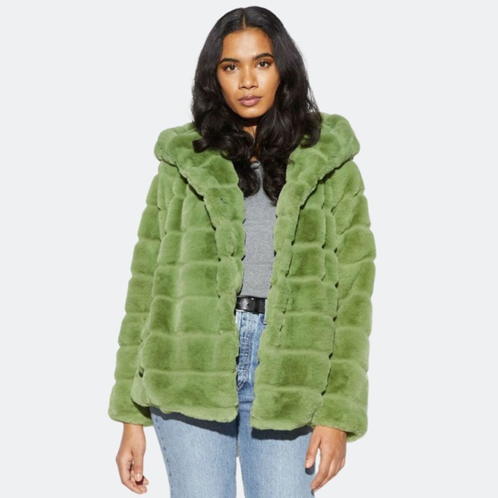 APPARIS GREEN FAUX FUR GOLDIE COAT 💚